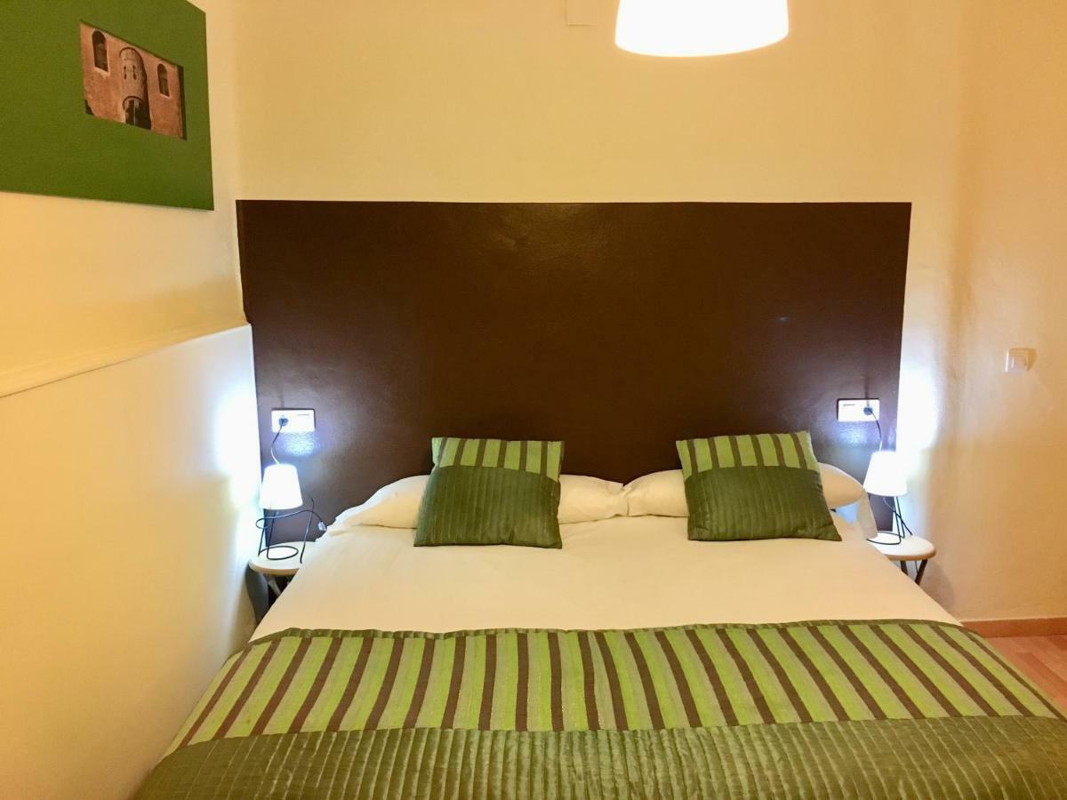 Apartamentos Caces Zewnętrze zdjęcie